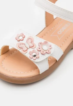 Friboo Sandalen - White -Kinder Schoenen Winkel 01a849628d3a4970bdae9537d3c282f3 scaled