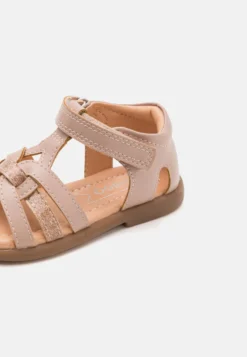 Friboo Sandalen - Light Pink -Kinder Schoenen Winkel 0338e3748b0149909025b83d441e79df scaled