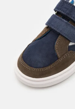 Friboo Leather - Sneakers Laag - Dark Blue -Kinder Schoenen Winkel 176ac0b84a694ab0ae14dc31cd40b0a2 scaled