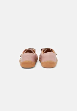 Froddo Barefoot D-Velcro - Klittenbandschoenen - Pink -Kinder Schoenen Winkel 19502e9019104bda8cd53b0e6e9228e8 scaled