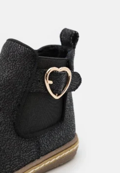Friboo Korte Laarzen - Black -Kinder Schoenen Winkel 479aef6e2d0346e7bcb0456f4e766a74 scaled