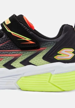 Skechers Vector-Matrix Unisex - Sneakers Laag - Black/Yellow/Coral -Kinder Schoenen Winkel 4e8abd89890b4a52ac8a25db9d0974ce scaled