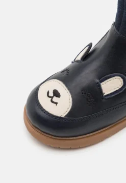 Friboo Leather - Snowboots- Dark Blue -Kinder Schoenen Winkel 63c6886ea50e4c589fe02b48851d45d5 scaled