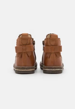 Friboo Leather - Korte Laarzen - Cognac -Kinder Schoenen Winkel 760a6cfe413a42efb2987317095ca9ea scaled