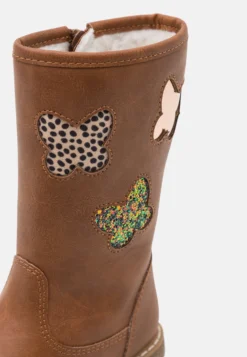 Friboo Laarzen - Cognac 11 Friboo Laarzen - Cognac -Kinder Schoenen Winkel 7e3e4e44cd0042c69d7de463105f373d scaled