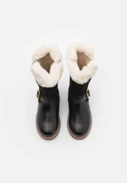 Friboo Leather - Snowboots- Black -Kinder Schoenen Winkel 7f44b231b9f0403495ca3c3f4cd1e3fc scaled