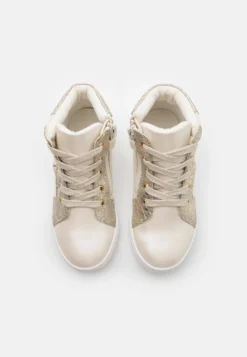 Friboo Sneakers Hoog - Off-White -Kinder Schoenen Winkel 96957d8af3664329b8cc732eaf3398b5 scaled