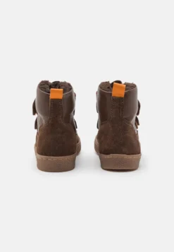 Friboo Leather - Korte Laarzen - Dark Brown -Kinder Schoenen Winkel 9ac07e6357ab4552b1bdff9051a47820 scaled