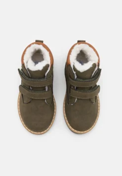 Friboo Korte Laarzen - Khaki 9 Friboo Korte Laarzen - Khaki -Kinder Schoenen Winkel b7ff6f17decf41b1911aa545300fba89 scaled
