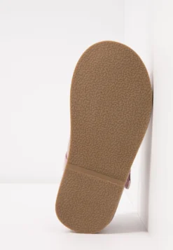 Friboo Ballerina'S Met Enkelbandjes - Rose -Kinder Schoenen Winkel b9a5eb86d2f04b09a9c8bb7e866831a6