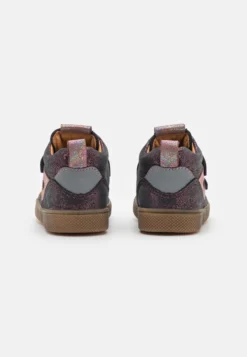 Froddo Rosario- Sneakers Hoog - Grape/Wine -Kinder Schoenen Winkel bab66d18ae0b401898cf6039620eaa4f scaled