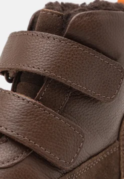 Friboo Leather - Korte Laarzen - Dark Brown -Kinder Schoenen Winkel bfc9bf47c621492aa9fbedfaf2b810ca scaled