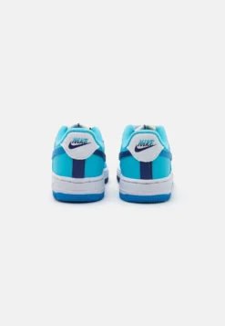 Nike Sportswear Force 1 Lv8 2 Unisex - Sneakers Laag - White/Light Photo Blue/Deep Royal Blue/Baltic Blue 8 Nike Sportswear Force 1 Lv8 2 Unisex - Sneakers Laag - White/Light Photo Blue/Deep Royal Blue/Baltic Blue -Kinder Schoenen Winkel d954792118c547da9d715d5bdc84b050 scaled