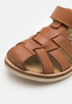 Friboo Disney Mickey And Friends Closed Sandals - Sandalen - Cognac -Kinder Schoenen Winkel fc7c87af3e364538a802eb58ab79fe50 scaled